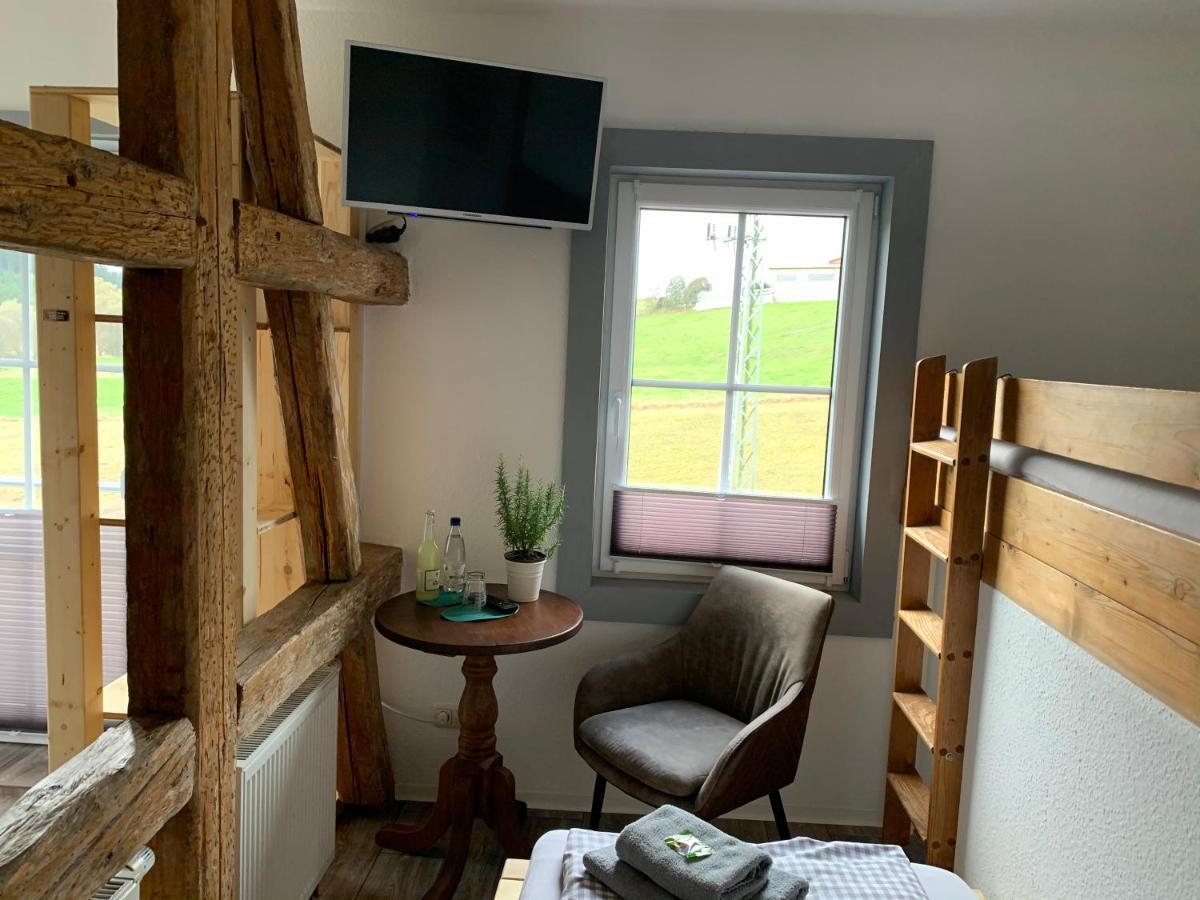 Landgasthof Wetteraperle Raila Екстер'єр фото